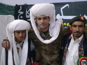 #Pakistan army Jawan with Baloch Youngsters #Balochistan